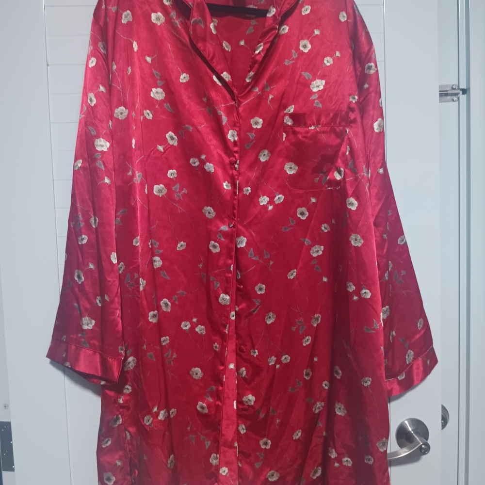 Bali Studio Red  Floral Robe 3X Long Sleeves Women's